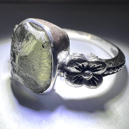 Sterling Silver Moldavite Flower Ring | Size 7.5 | Chlum