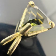 Moldavite Triangle Pendant – Solid 14k Gold
