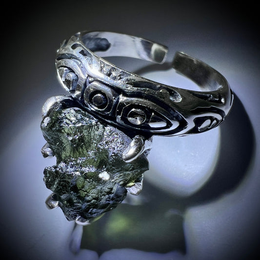 Claw Silver Ring - Slightly Adjustable Size 8 3/4 (R)