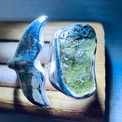 Whale's Tail Sterling Silver Moldavite Ring - 7.5 (P) Open Size