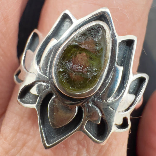 Sterling Silver Lotus Moldavite Ring - Size 9.5