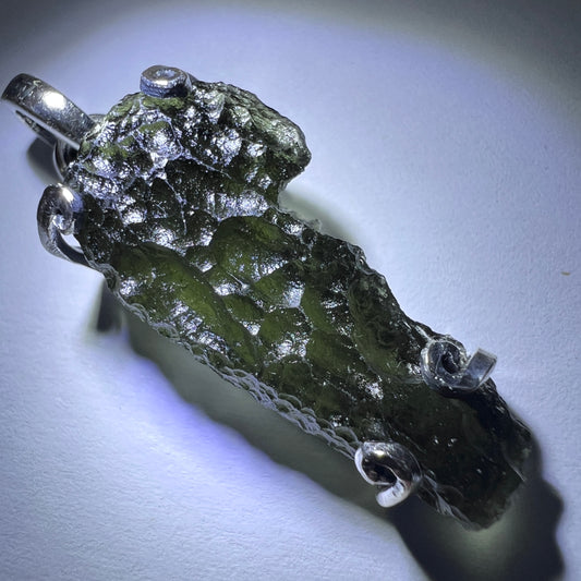 Moldavite silver pendant 2.97g .