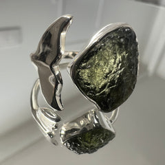 Whale Tail Motif Sterling Silver Moldavite Ring - Q (8)