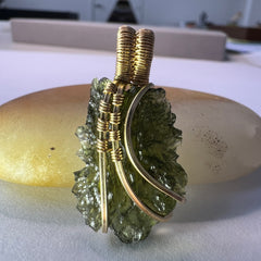 2.2g Chlum Moldavite Pendant– 14k Gold