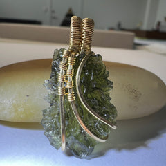 2.2g Chlum Moldavite Pendant– 14k Gold