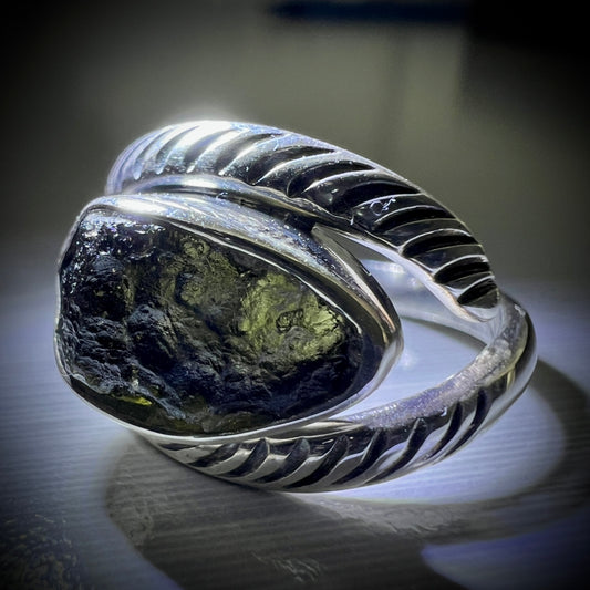 Rope Eye Shaped Moldavite Silver Ring – Size 7 (P)