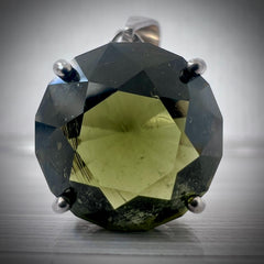 5.16ct Brilliant Cut Moldavite Pendant in Sterling Silver