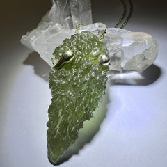 3.3g Moldavite Pendant in Solid 14K Gold