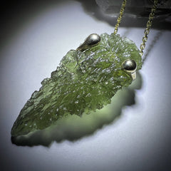 3.3g Moldavite Pendant in Solid 14K Gold