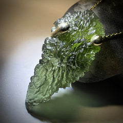 3.3g Moldavite Pendant in Solid 14K Gold