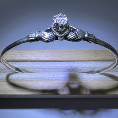 Claddagh Heart - Moldavite Silver Bracelet