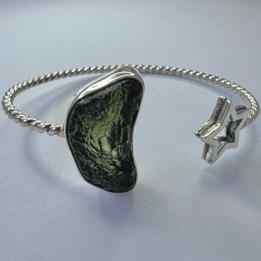 Moldavite Star Silver Bypass Bracelet 3.1g