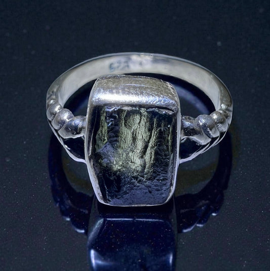 Rectangular Knot Set Sterling Silver Moldavite Ring - 7 (O)