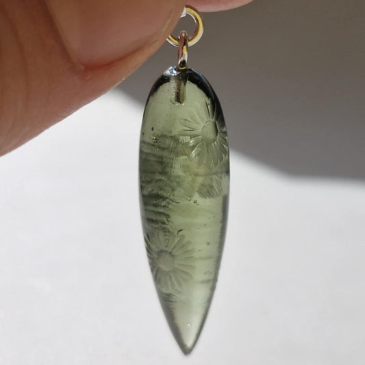 Daisies Light Pendulum (3.0g)