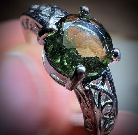 Faceted Moldavite Silver Ring Size 7 | 1 ct | Chlum