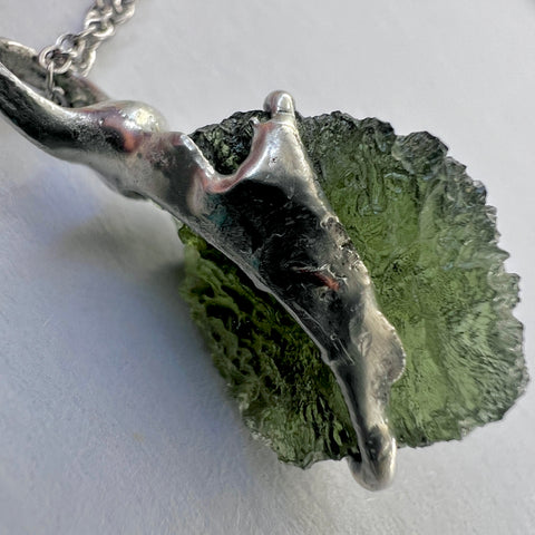 Soft Soldered Moldavite Necklace 1.9g Maly Chlum