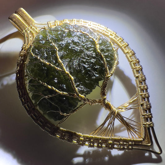 Statement Tree of Life Gold Pendant – 14.7g Chlum Moldavite