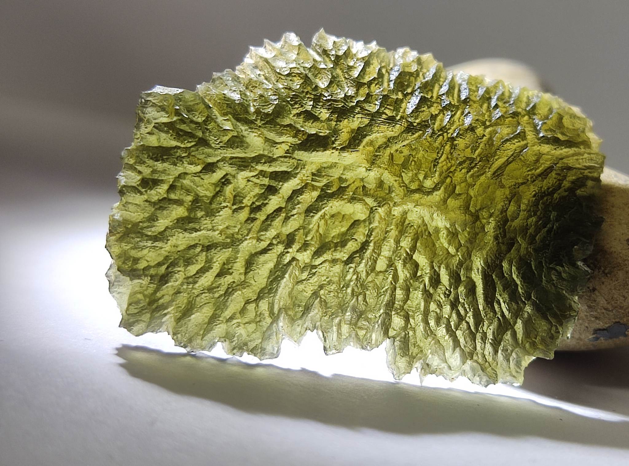 Moldavite 5.20gr - Pale, matte green