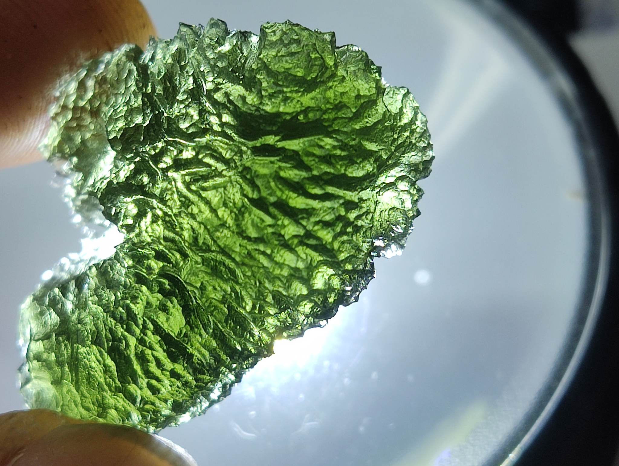 11.1g Moldavite, Nesmen