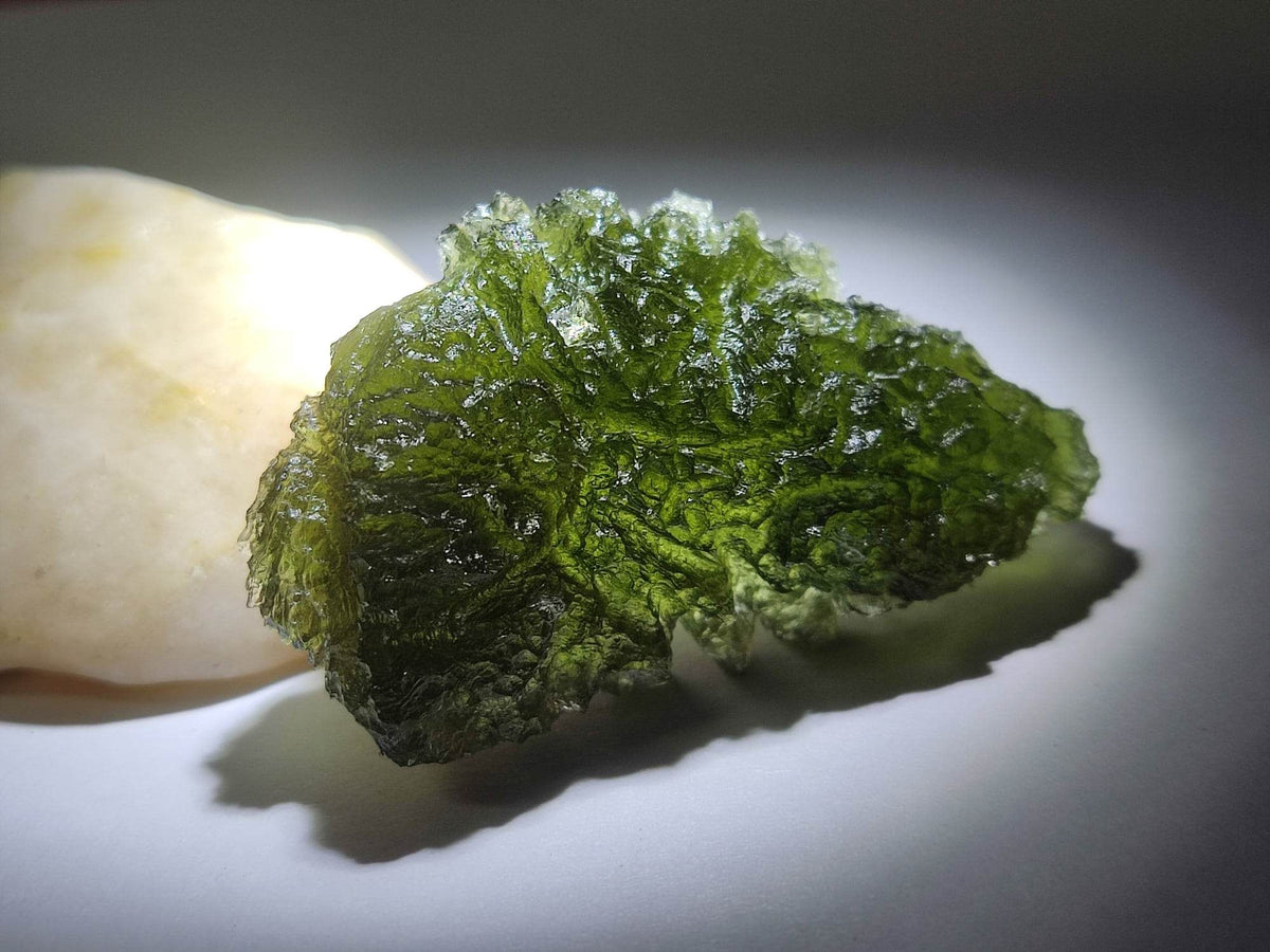 Exceptional Moldavite specimen - 12.67 gr