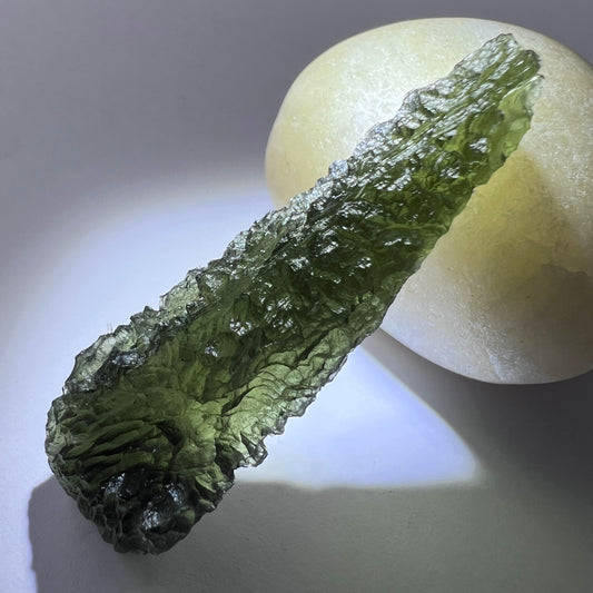 Natural Moldavite | 11.21g | Nesmen Les