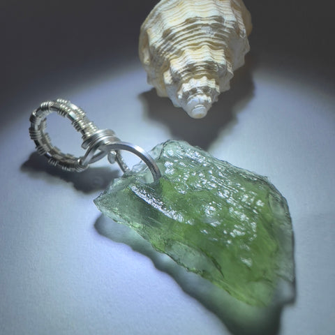 1.05g Moldavite Pendant - Silver Bale