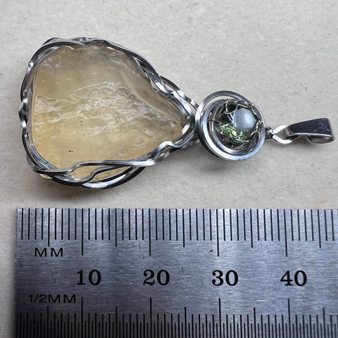 Faceted Moldavite & LDG Pendant I 0.7ct I Chlum