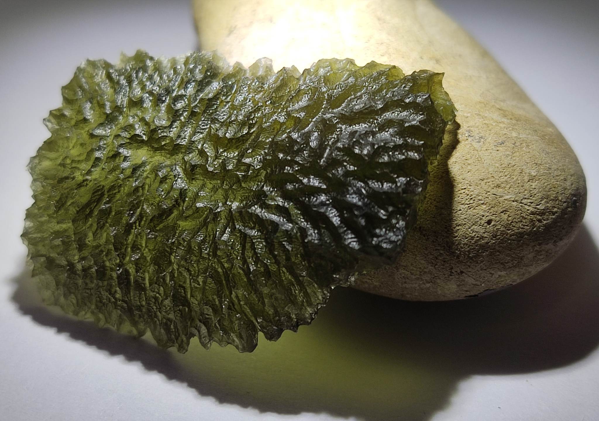 Moldavite 5.20gr - Pale, matte green