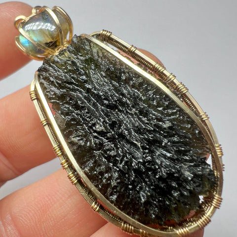 14k Gold-Fill pendant I 11.01g I Maly Chlum