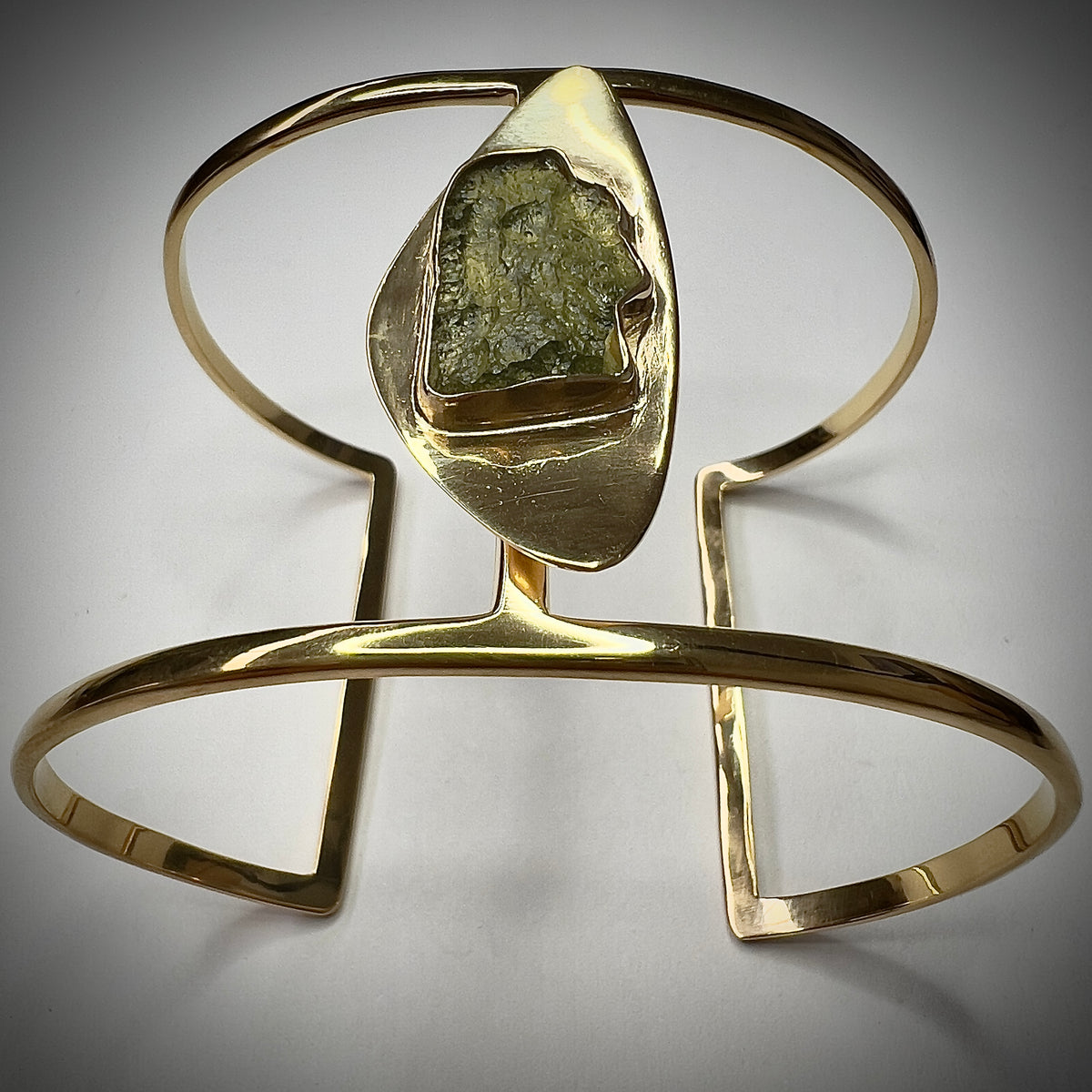 Gold Plated Moldavite Bracelet | 1.6g | Chlum