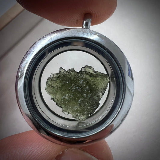 1.06g Moldavite Heart Locket - 25mm