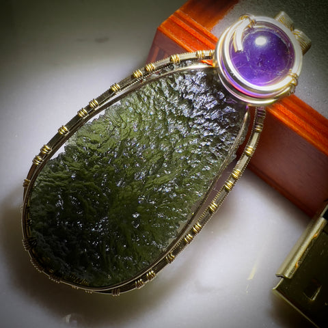 14k Gold-Fill Moldavite & Amethyst pendant - 10.49g.