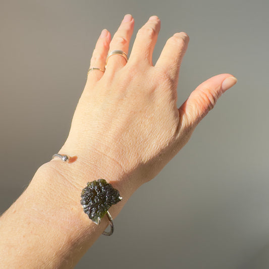 Moldavite Claw Set Bracelet in Sterling Silver | 4.45g | Chlum
