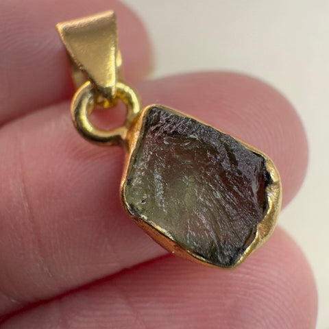 Gold Plated Sterling Silver Moldavite Pendant | 1.52g | Chlum