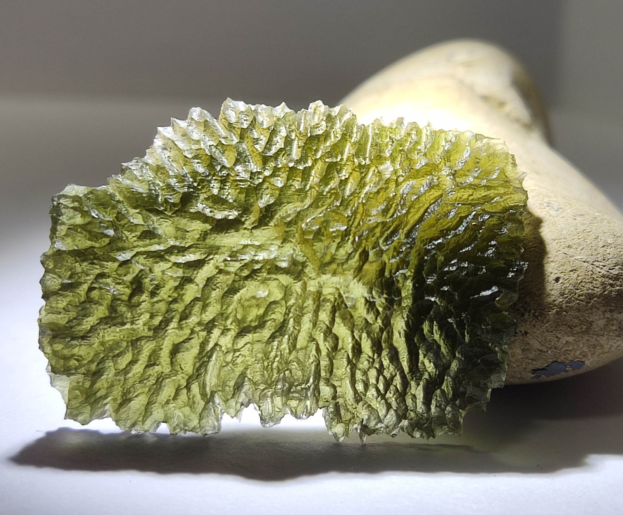 Moldavite 5.20gr - Pale, matte green