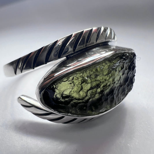 Sterling Silver Moldavite Ring | 1.3g | Size 8-8.5