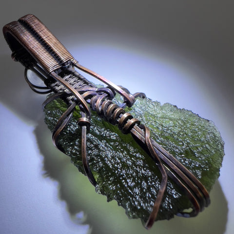 Antique Copper Wrapped Chlum Moldavite &amp; Moonstone Pendant – 9.5g