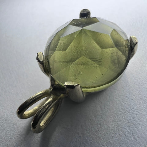 Exquisite 14k Gold Faceted Moldavite Pendant | 3.09ct | Chlum