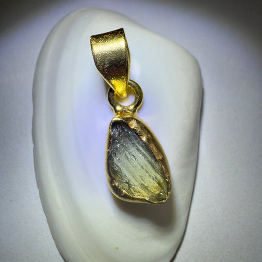 Gold Plated Moldavite Pendant | 1.34g | Chlum