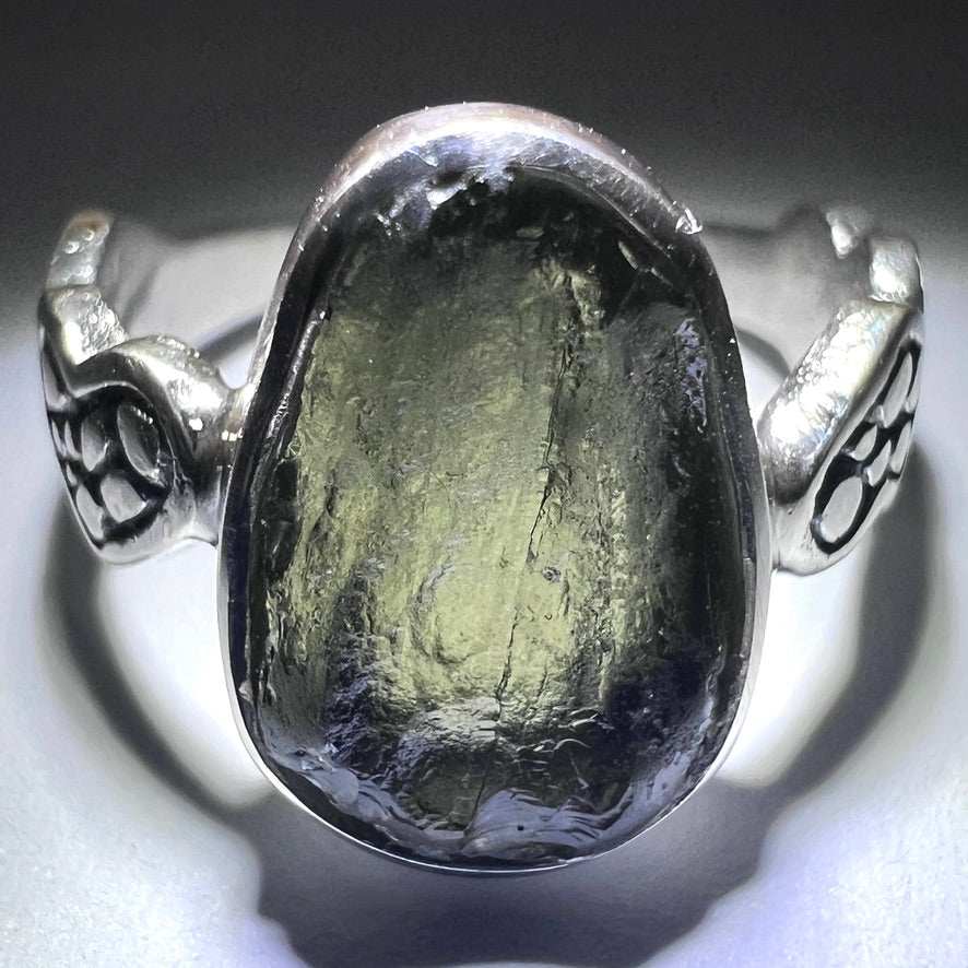 Heart Band Sterling Silver Moldavite Ring - Size 7