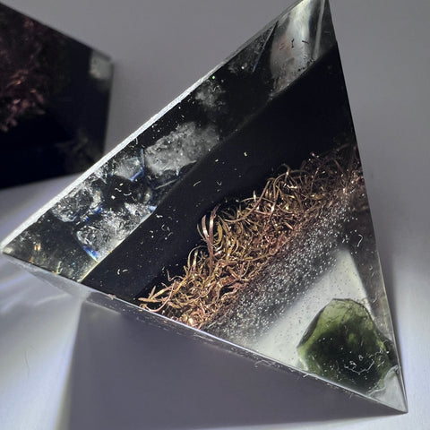 Orgonite Pyramid - Moldavite, Copper, Shungite, Quartz