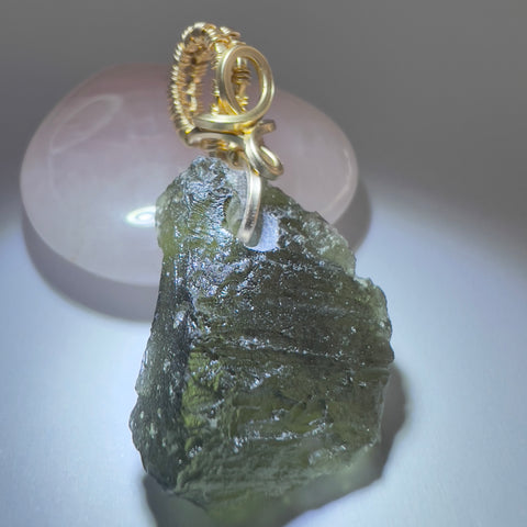 3.14g Moldavite Pendant - Gold Bale