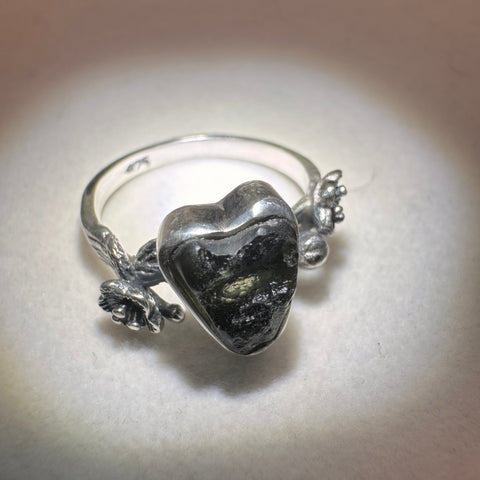 Heart & Floral Sterling Silver Moldavite Ring – Size 8
