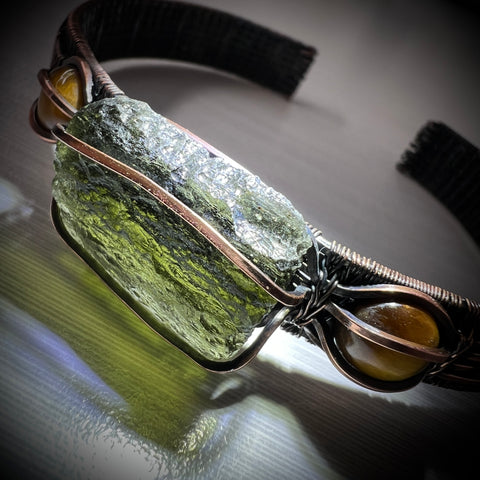 Copper Wire Wrapped Bracelet with Tigers Eye | 3.58g | Marouskovo Pole