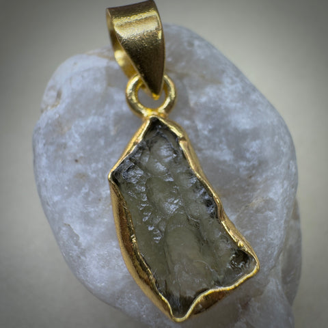 Gold Plated Sterling Silver Moldavite Pendant | 1.69g | Chlum