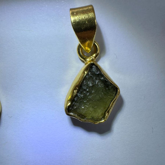 Gold plated Moldavite pendant 1.52g Chlum