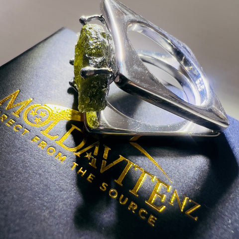 Sterling Silver Geometric Moldavite Ring - Size 8