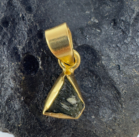 Gold Plated Moldavite Pendant | 1.18g | Chlum