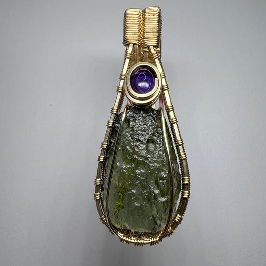 Moldavite and Amethyst Gold Pendant | 1.95g | Chlum
