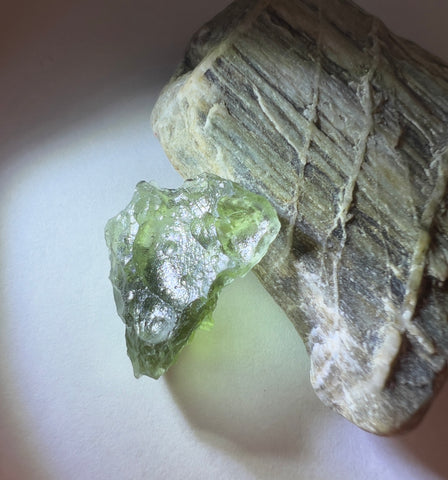 1.48g Chlum Moldavite